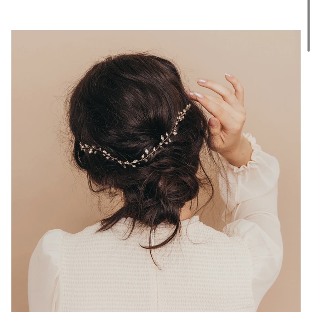 Marlow hair vine olive + piper